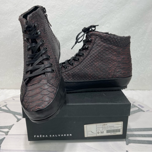 FREDA SALVADOR High Top Sneakers Sneak Burgundy Anaconda Print Women’s Size 9 M - Picture 12 of 16